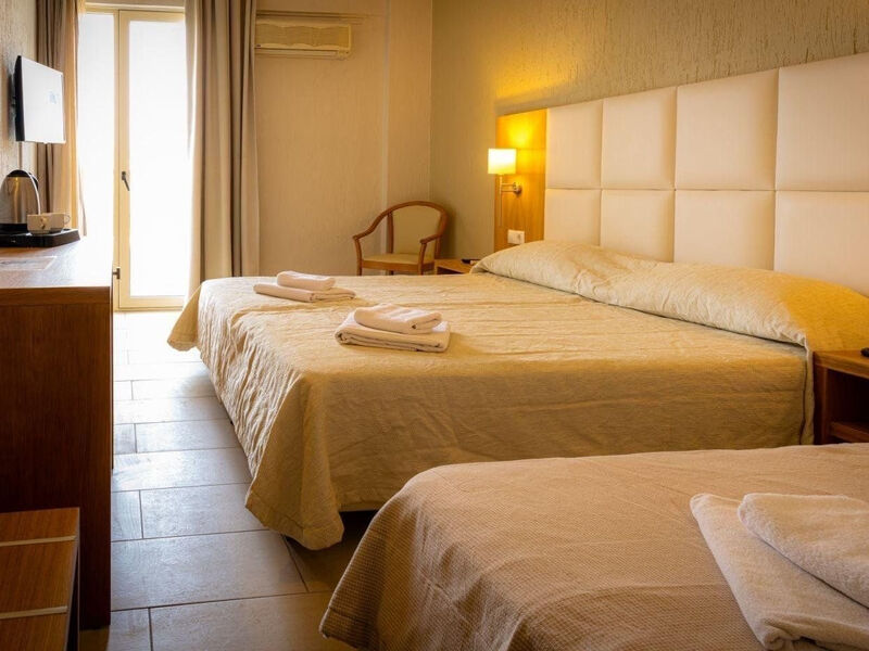 Malia Bay Beach Hotel & Bungalows