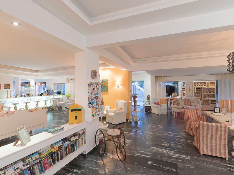 Mandraki Village Boutique