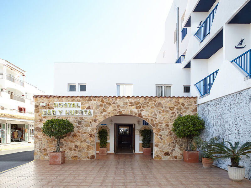 Mar Y Huerta Hostal