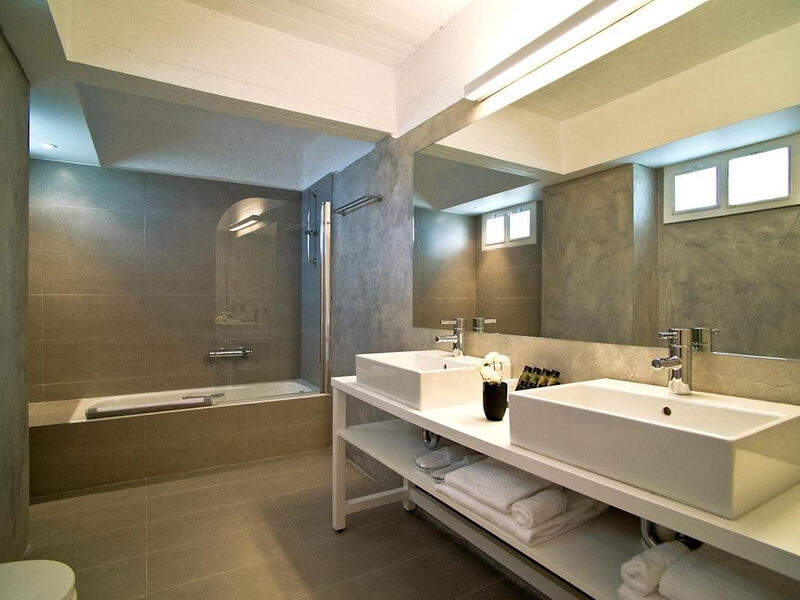 Marathon Beach Resort