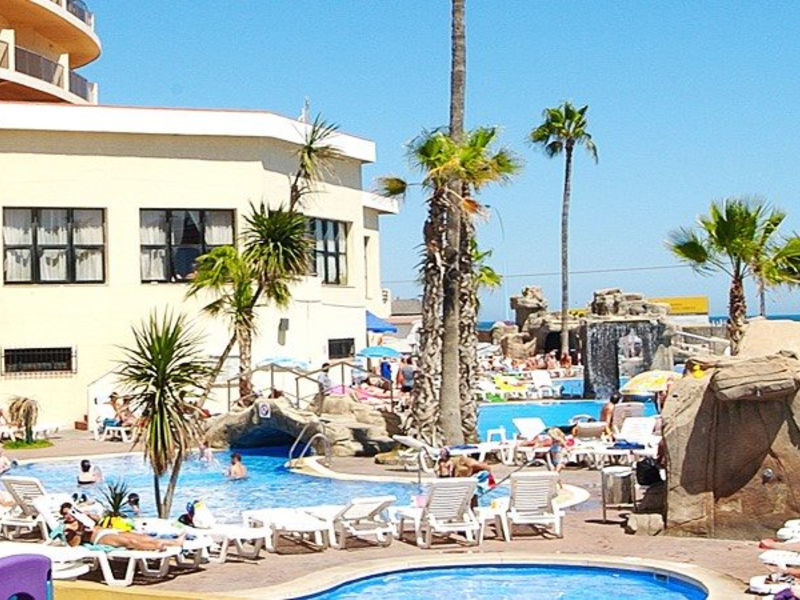 Marconfort Beach Club