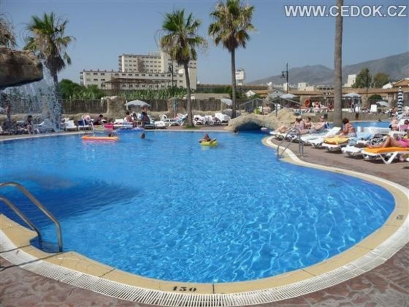 Marconfort Beach Club