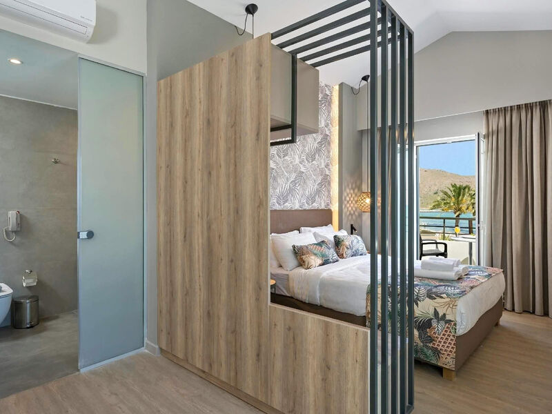 Mare Blue & Suites