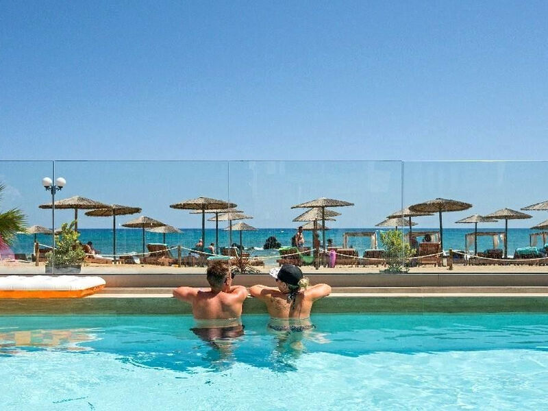 Mare Blue & Suites