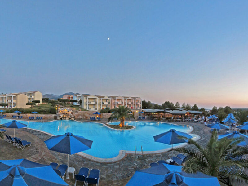 Mareblue Beach