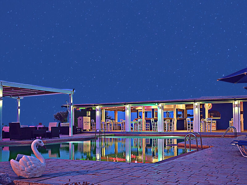Mari Beach