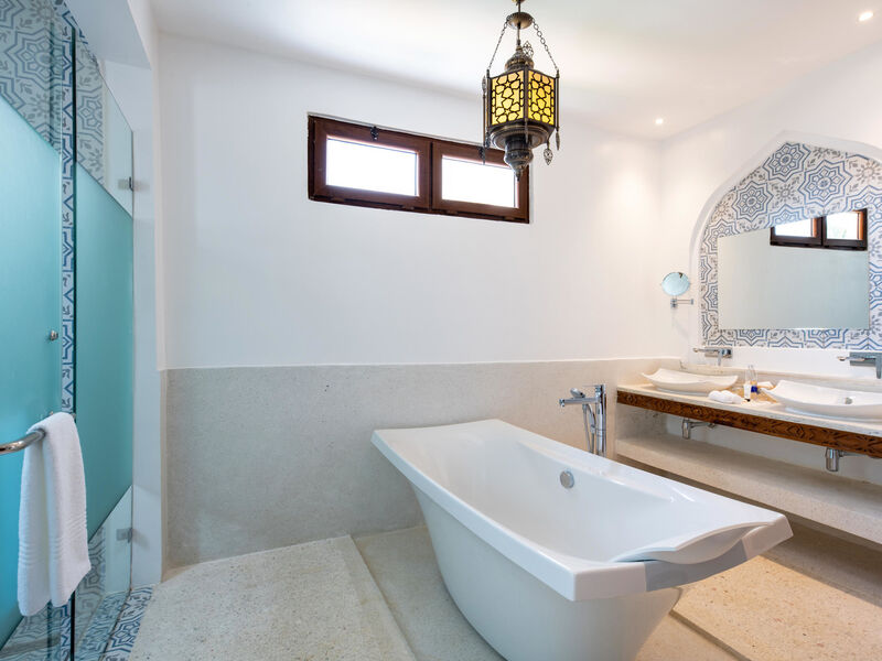 Lux Marijani Zanzibar