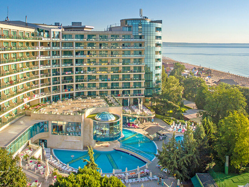 Marina Grand Beach