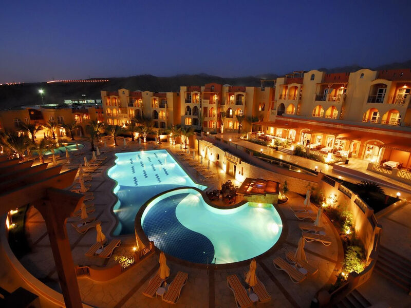 Marina Plaza Tala Bay