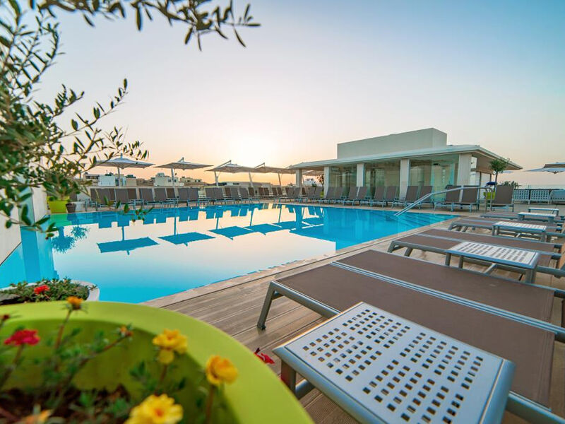 Maritim Antonine Hotel & Spa