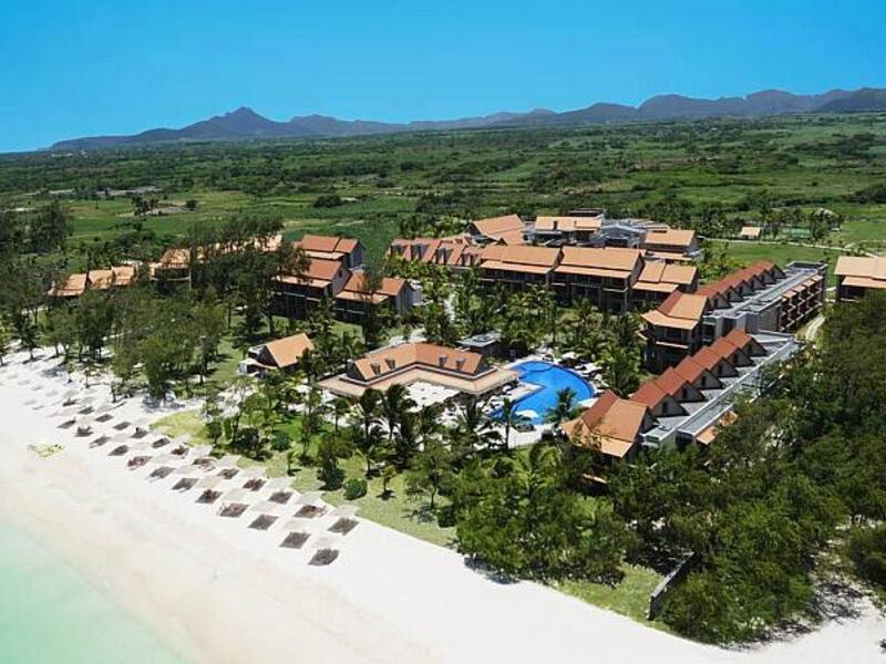 Maritim Crystals Beach Resort & Spa