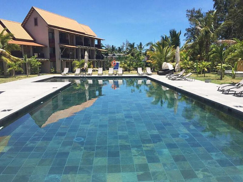 Maritim Crystals Beach Resort & Spa