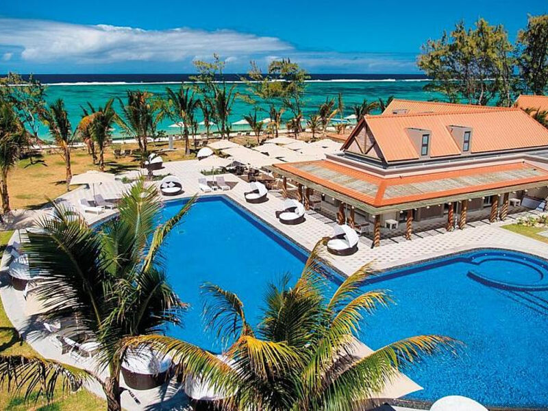 Maritim Crystals Beach Resort & Spa
