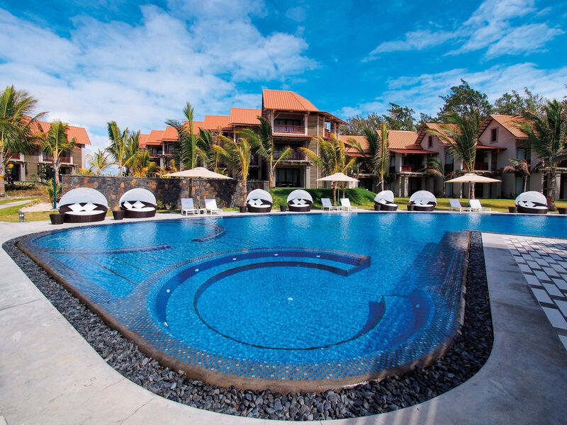 Crystals Beach Resort Belle Mare