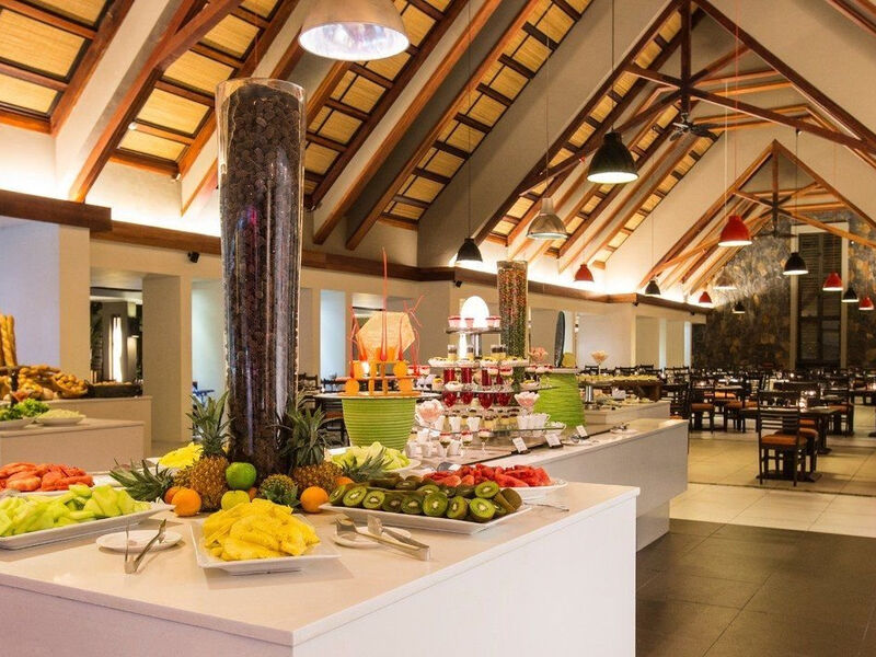 Crystals Beach Resort Belle Mare