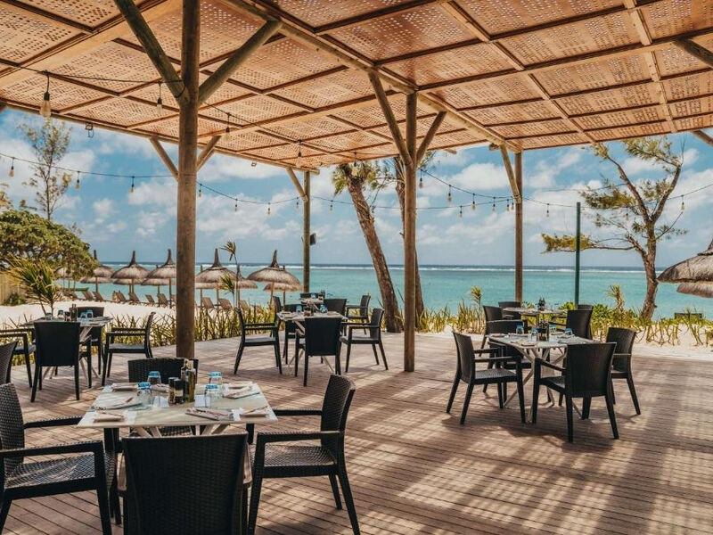 Crystals Beach Resort Belle Mare