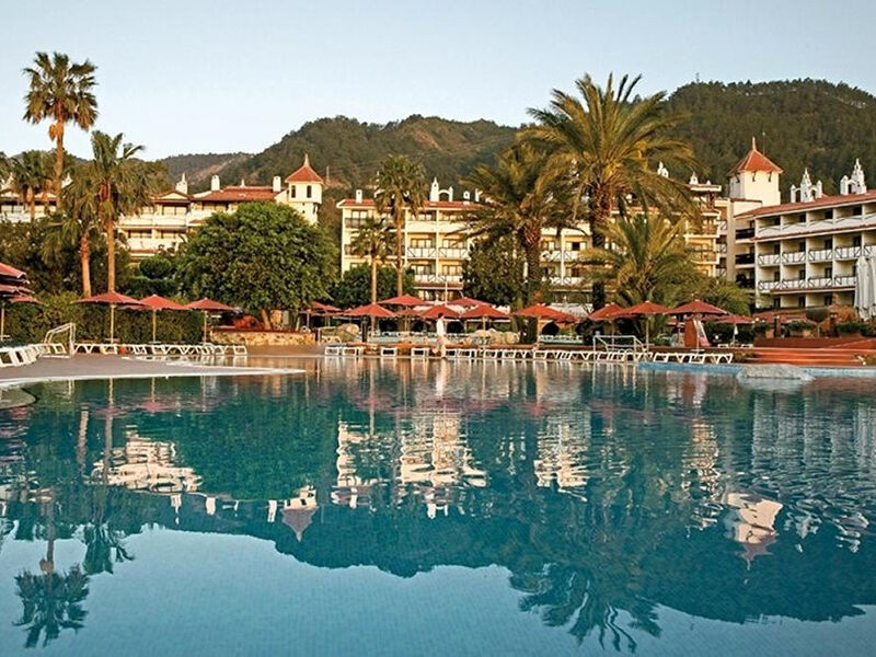 Marti Resort