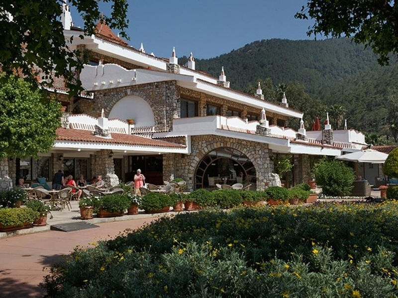 Marti Resort