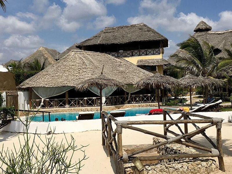 Mawe Resort