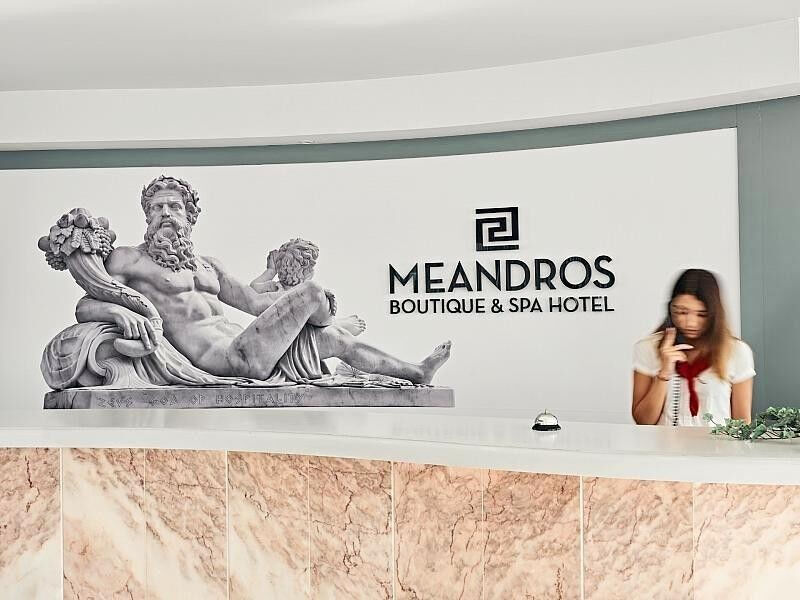 Meandros Boutique