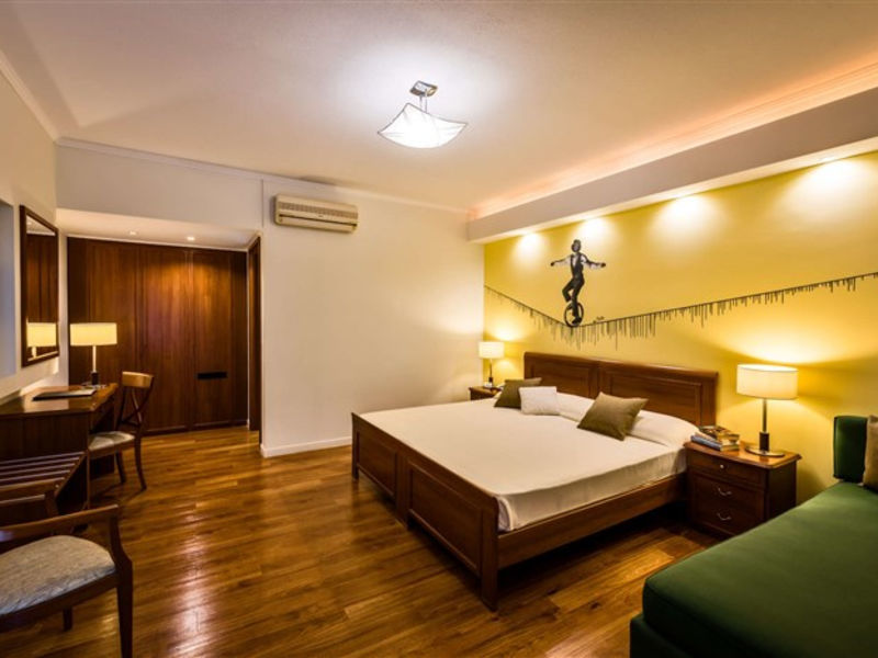 Med Beach Resort