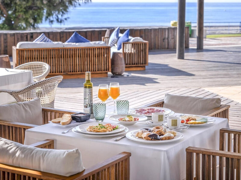 Mediterraneo Bay