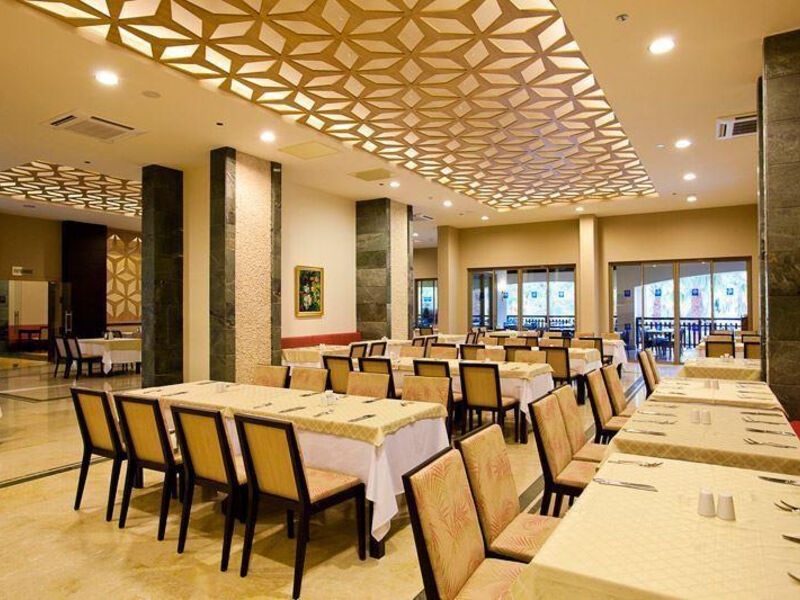 Melas Holiday Village