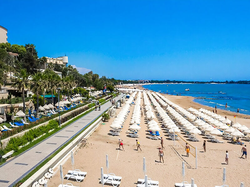 Melas Holiday Village