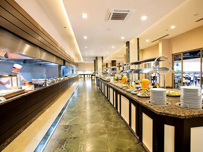 Melas Holiday Village