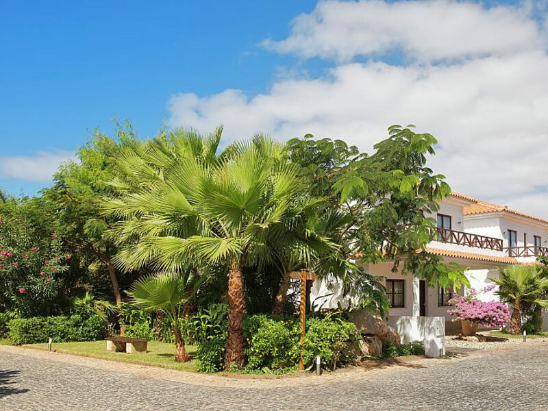 Melia Tortuga Resort & Spa