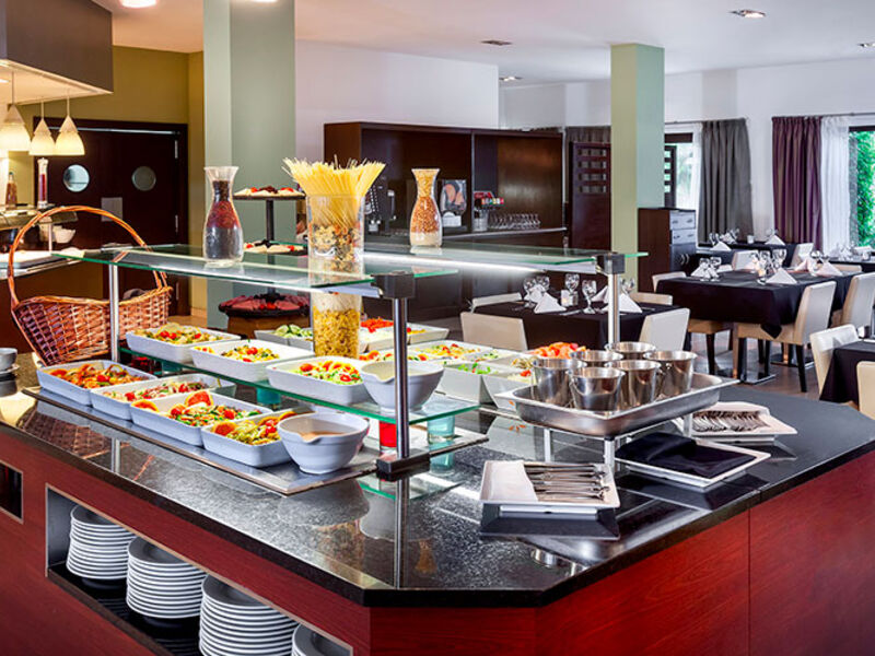 Melia Tortuga Resort & Spa