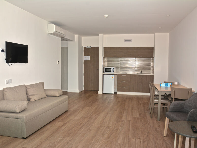 Melini Hotel Suites