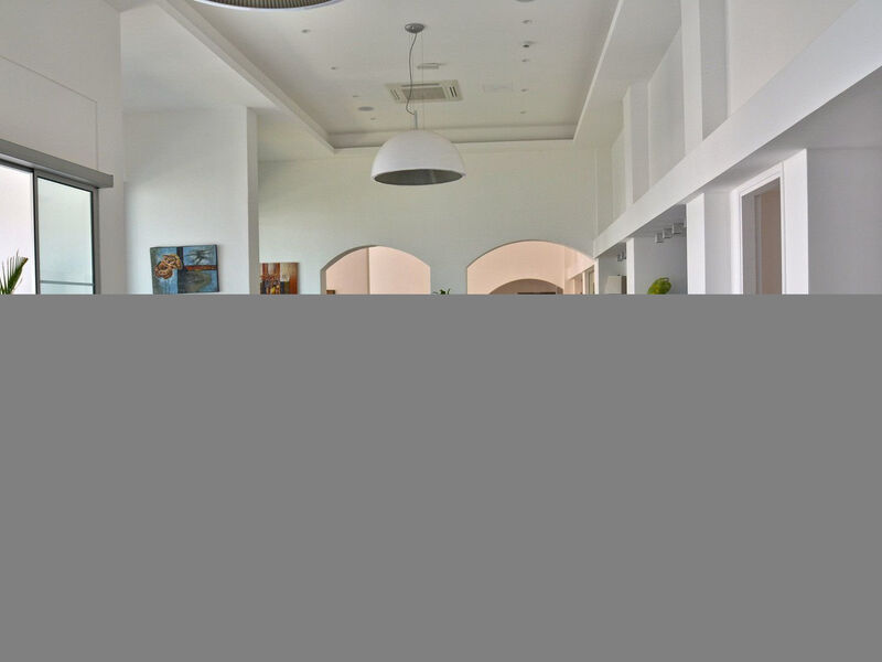 Melini Hotel Suites