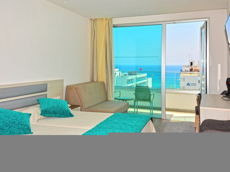 Melini Hotel Suites