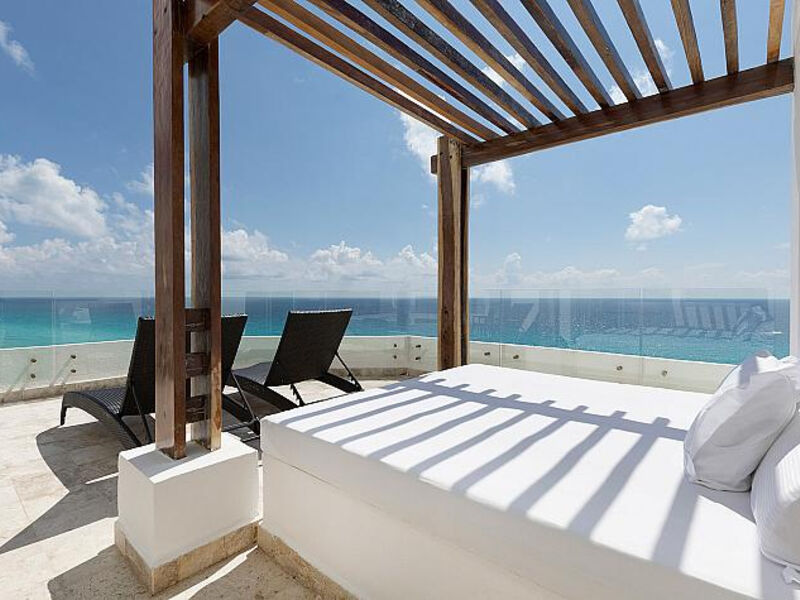 Melody Maker Cancún