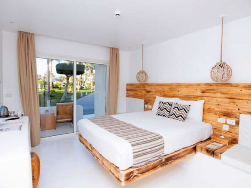 Meraki Resort