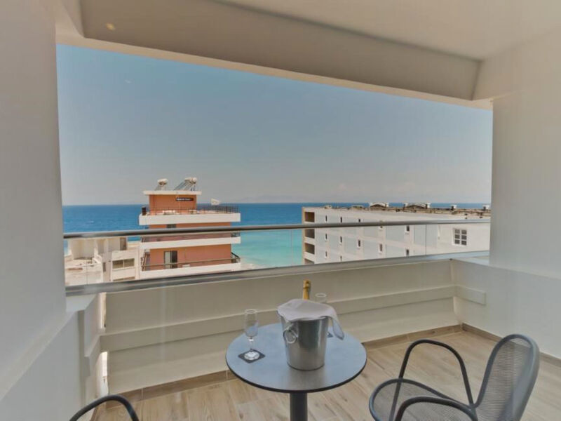 Mercure Rhodes Alexia