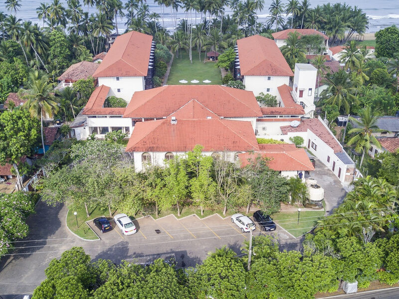 Mermaid Hotel & Club