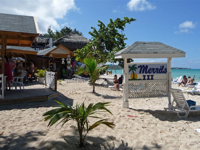 Merril'S Beach Resort III-Superior
