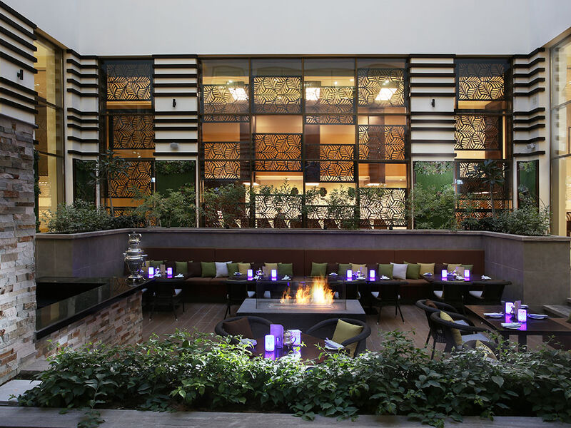Metropolitan Hotel Dubai