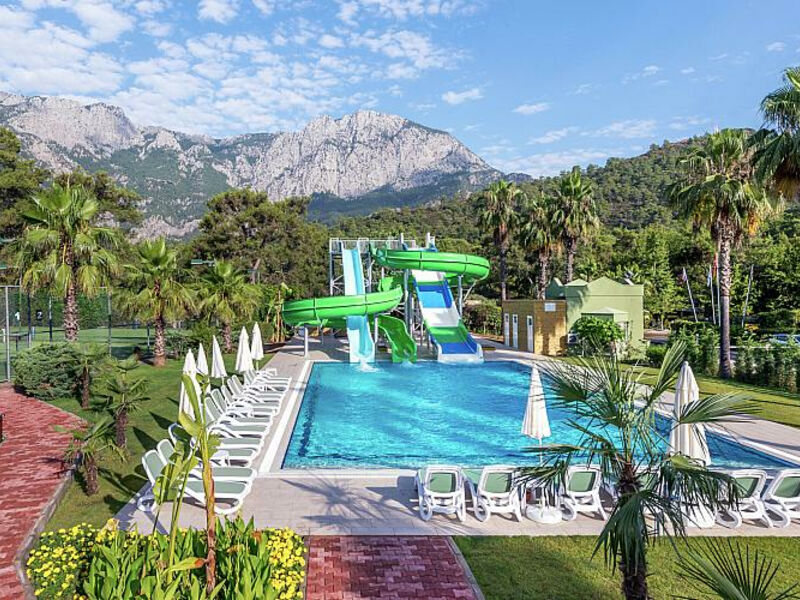 Miarosa Ghazal Resort