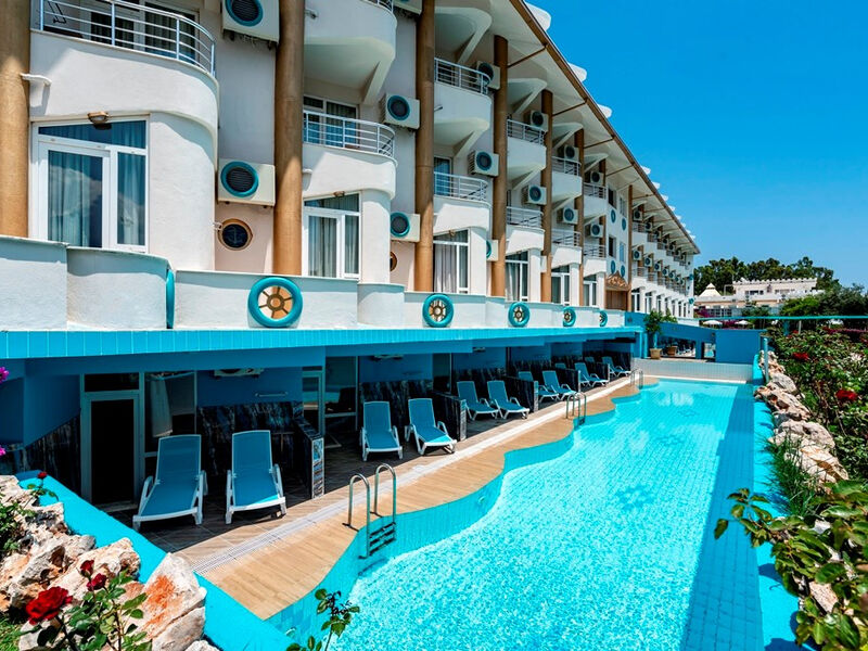 Miarosa Kemer Beach