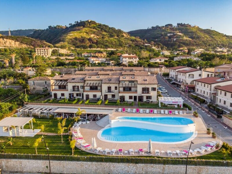 Cooee Michelizia Tropea Resort