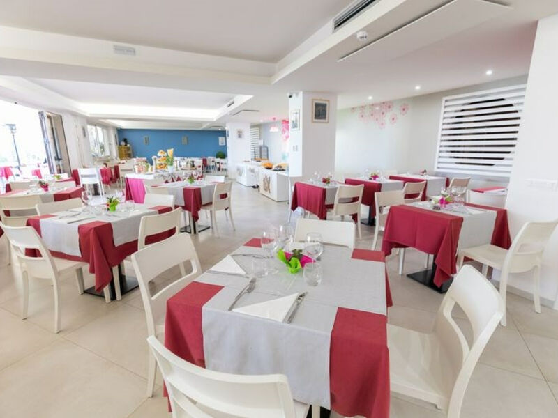 Cooee Michelizia Tropea Resort