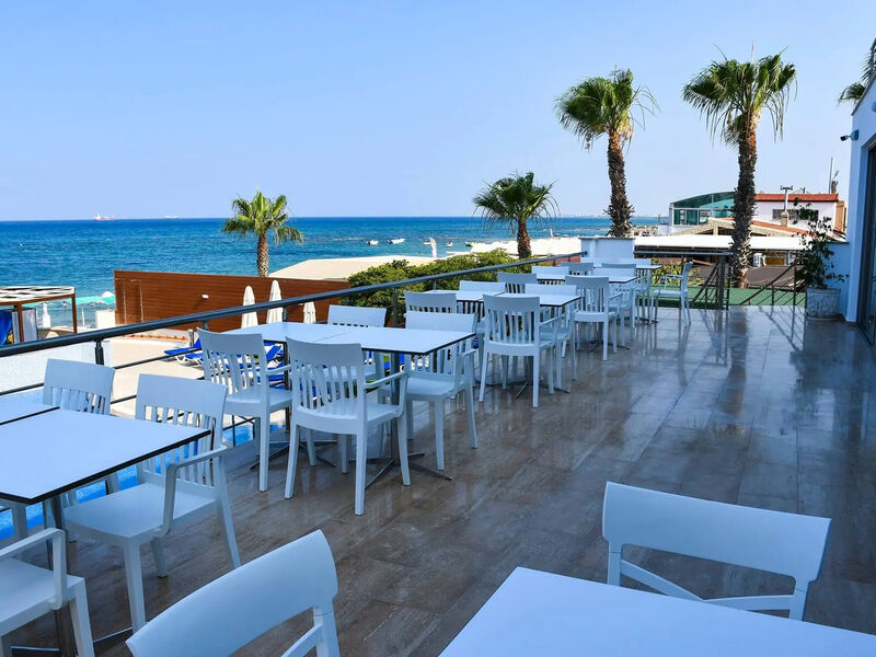 Mimoza Beach