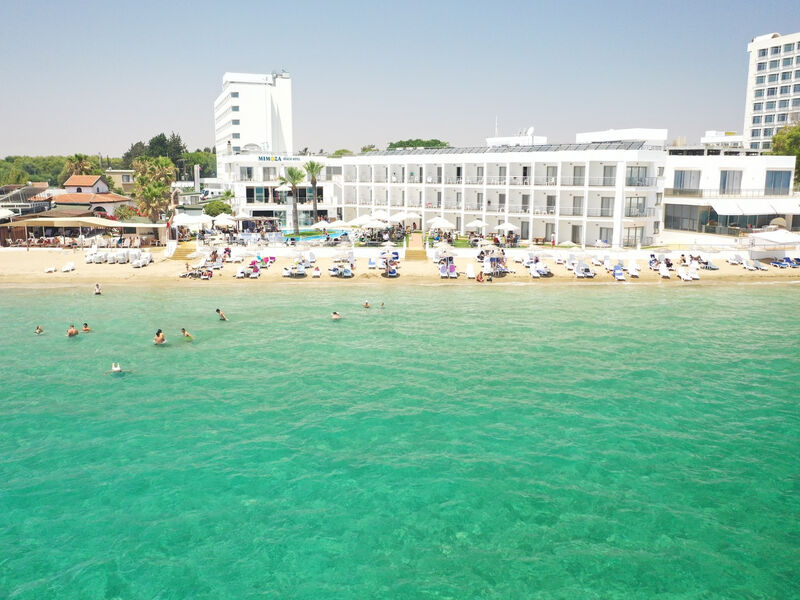 Mimoza Beach