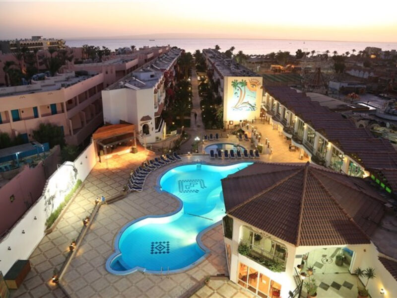 Minamark Resort & Spa