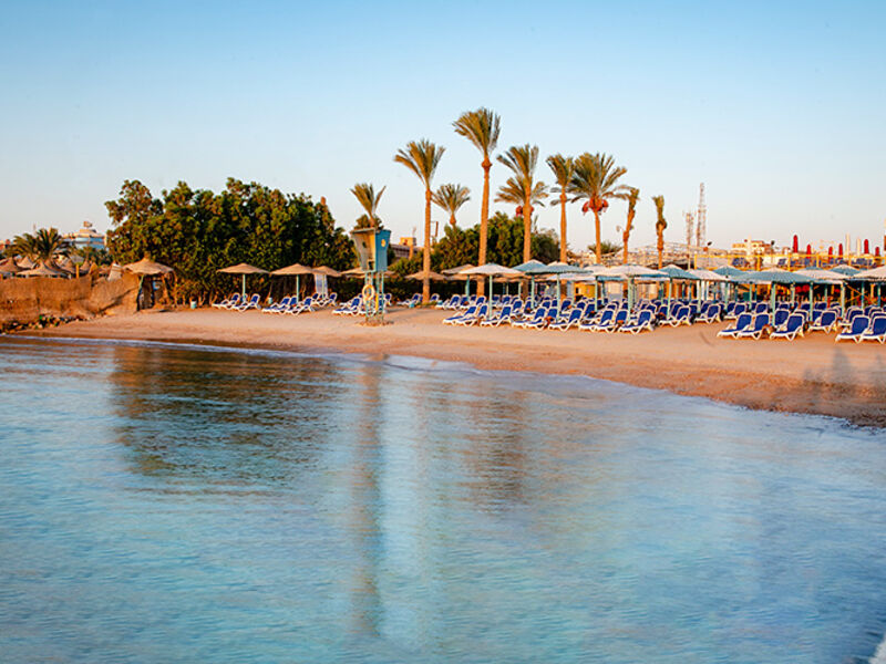 Minamark Beach Resort