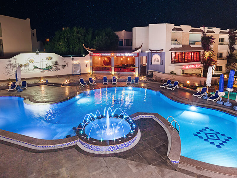 Minamark Beach Resort