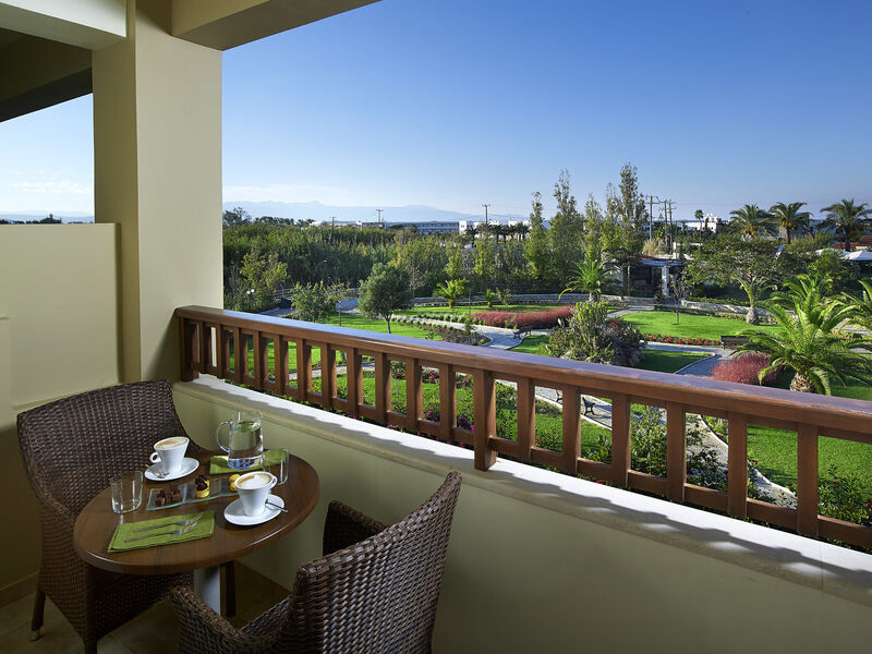 Minoa Palace Resort & Spa